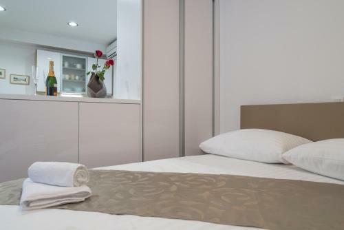 Apartamentos Drop In Split Luxury Suites