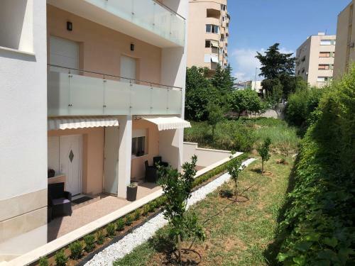 Apartamentos Drop In Split Luxury Suites