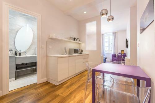 Hostal Piano Nobile Rooms