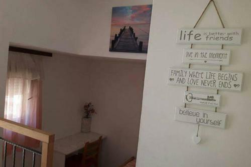 Hostal Guesthouse Maestral