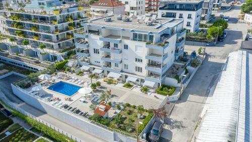 Seaside Apartments
