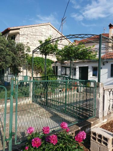 Villa Ella