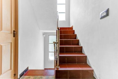 Hotel Oyo Flagship 83082 Angel Nivas