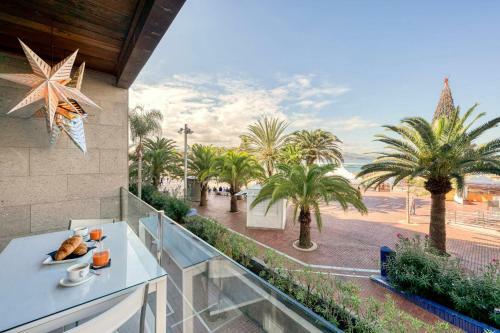 Apartamento Oceanfront Balcony With 2bed & 2bath In Las Canteras