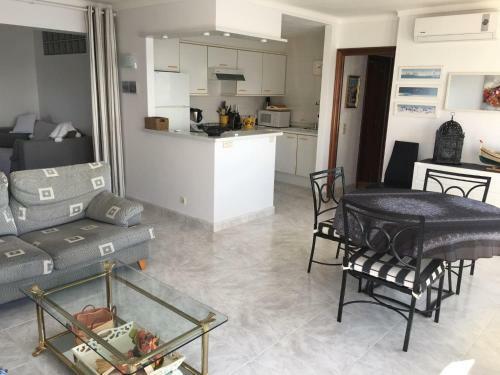 Apartamento Puig Rom 4b