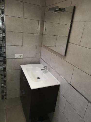 Beautiful Apartment In Residence Mare Verde