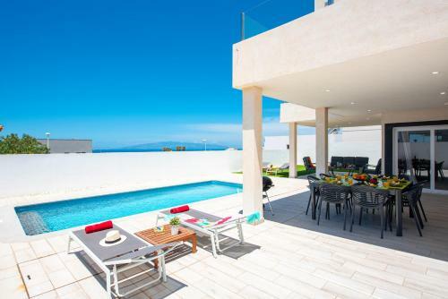 Villa Shasya Costa Adeje
