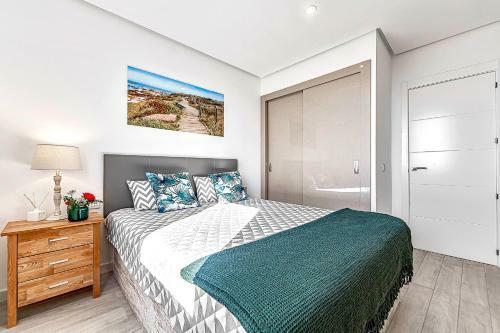 Ocean Garden Apartment With Seaview.