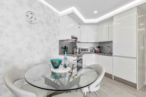 Ocean Garden 2 Bed Apartment