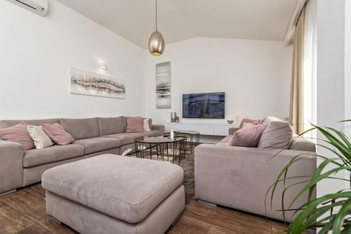 Iva Apartment
