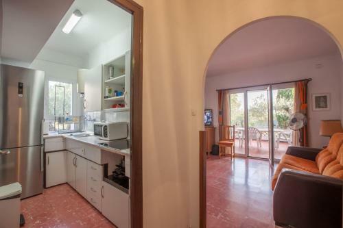 Apartamento Pie de Jard�n En Roses