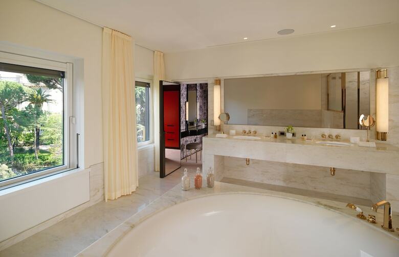 Hotel Eden Rome