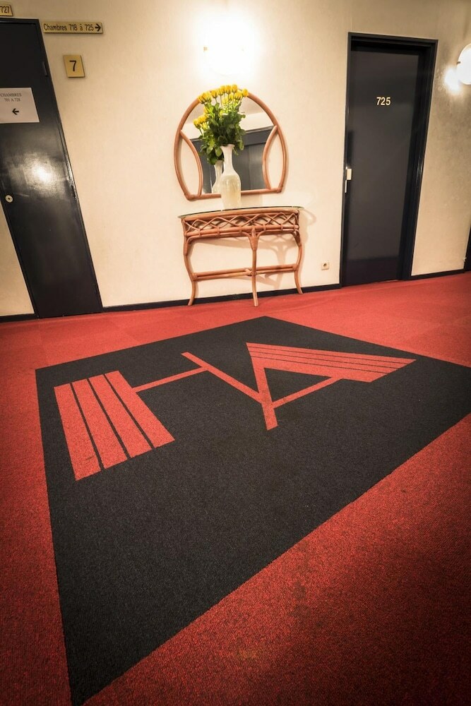 Hotel America