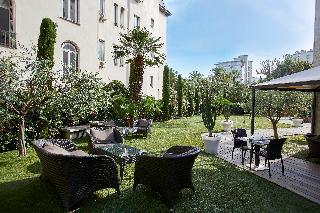Hotel Elysee Palace
