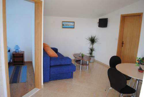Apartments Kairos - Bili 9
