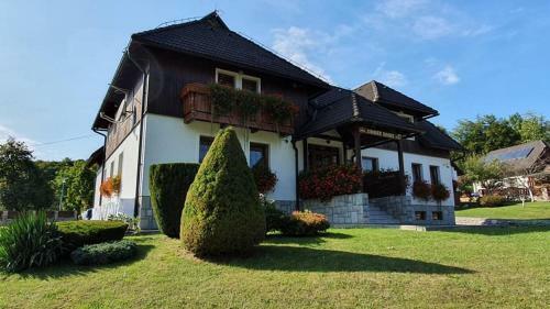 Hostal Villa Knezevic