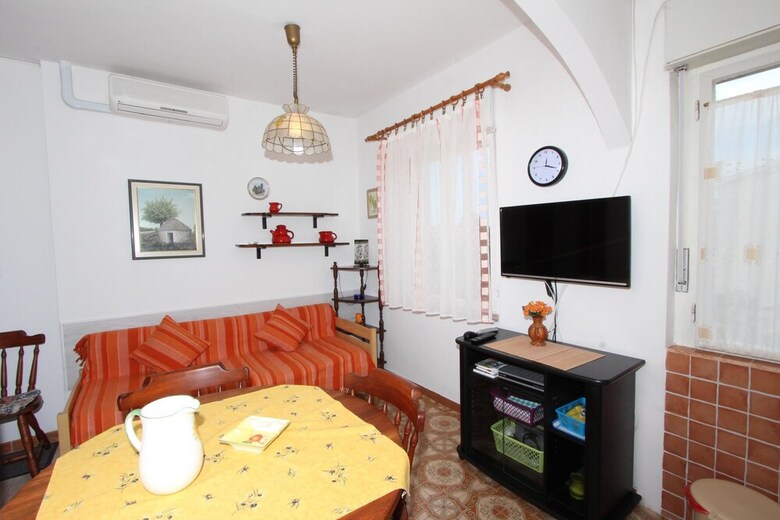 Apartments Godena