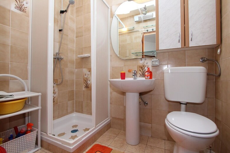 Apartments Godena