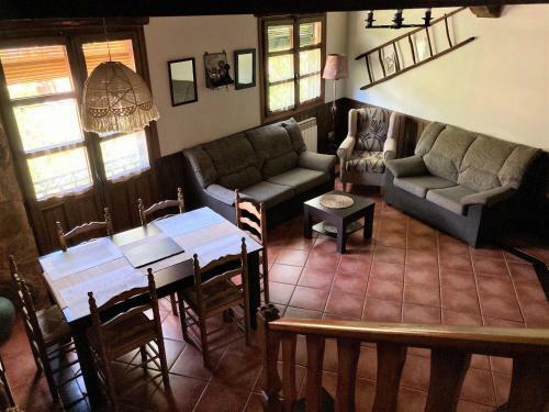 Agroturismo Casa Rural Adelaida