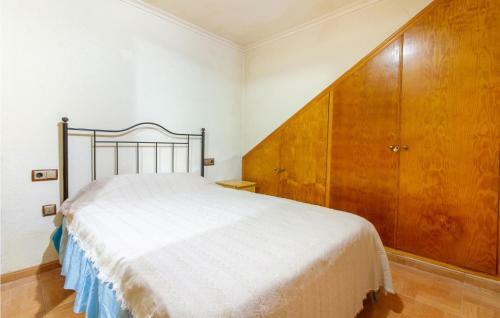 Nice Apartment In Abanilla With 2 Bedrooms