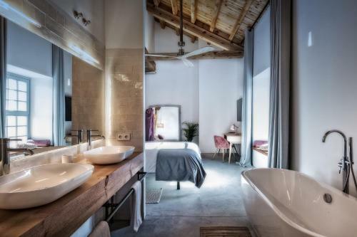 Hotel La F�brica Del Canal