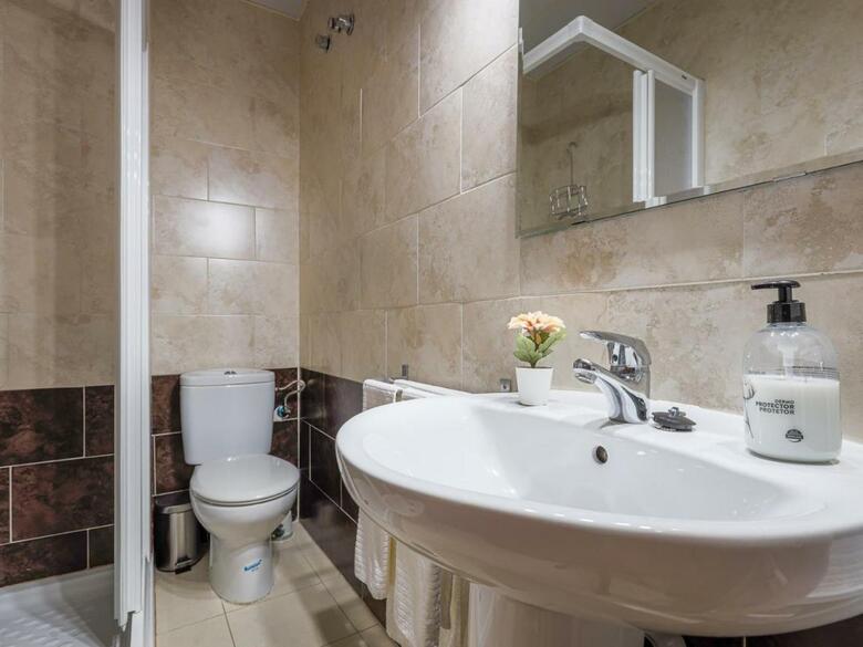 Apartamento Alcal� Del Rio! 1 B