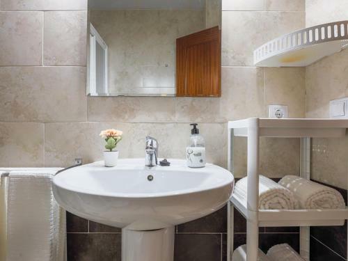 Apartamento Alcal� Del Rio! 1bajo
