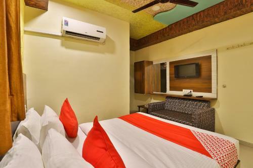 Oyo Spot On 8592 Hotel Paras Palace