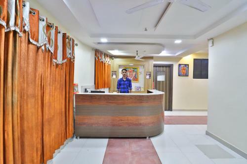Oyo Spot On 8592 Hotel Paras Palace
