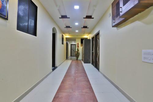 Oyo Spot On 8592 Hotel Paras Palace