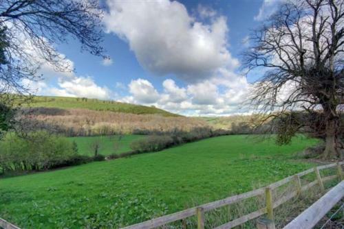 Villa Priory House; Sleeps 6-20
