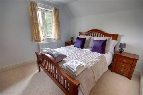 Villa Priory House; Sleeps 6-20