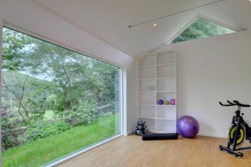 Villa Priory House; Sleeps 6-20