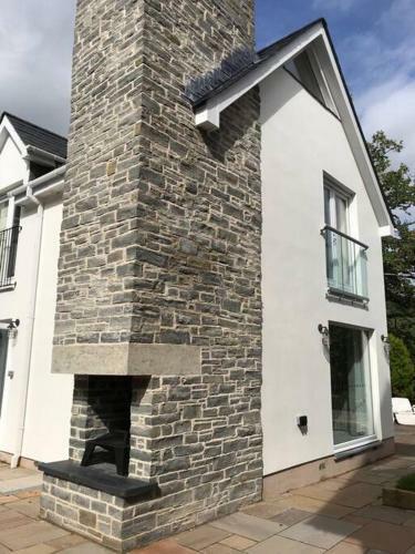 Villa Priory House; Sleeps 6-20