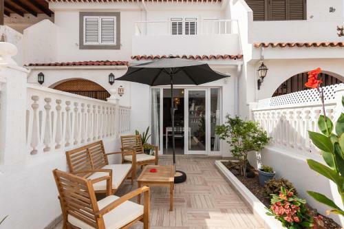 Ideal Getaway 2br Chalet - Private Terrace
