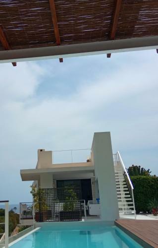 Casa Con Piscina "rivas"