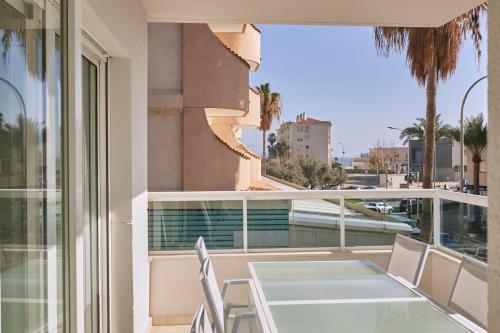 Bright Sunny Albir Beach Apartment