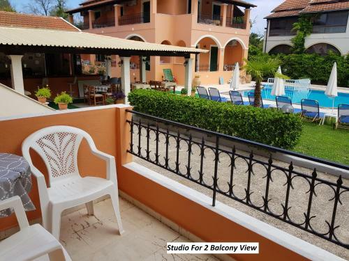 Varvara Studios & Apartments II