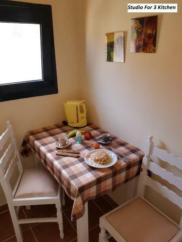 Varvara Studios & Apartments II