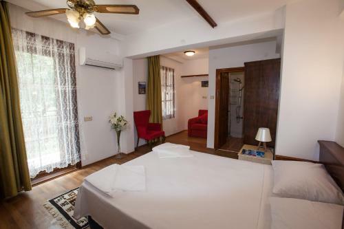 Papermoon Hotel & Apartments