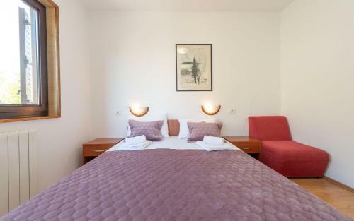 Apartamentos House Mitic