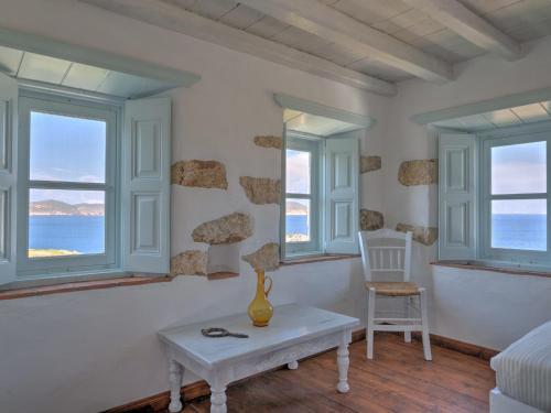 Traditional Houses Irini