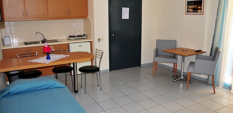 Aparthotel Acropolis Apartments