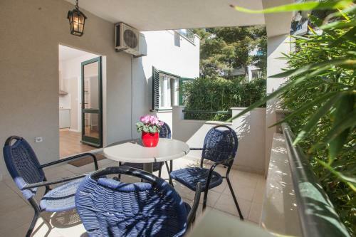 Apartments Meri Makarska