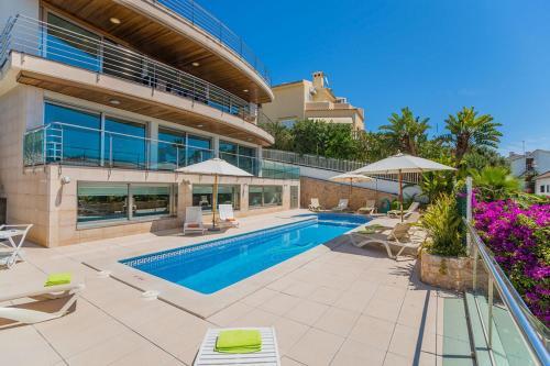 Villa Alcanada, Con Vistas Al Mar.