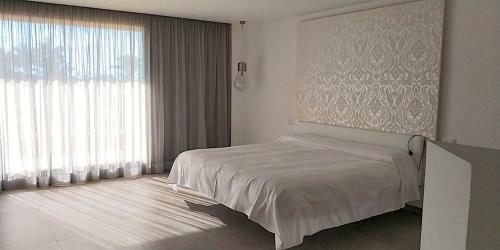 4 Bedroom Luxury Apartment With Sea View