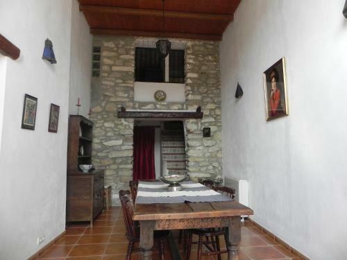 Immaculate 2-bed House In Alhama de Granada