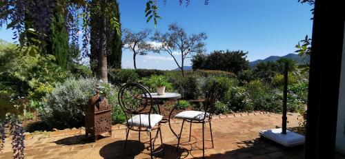 Roca Verde, Boutique Bed & Breakfast