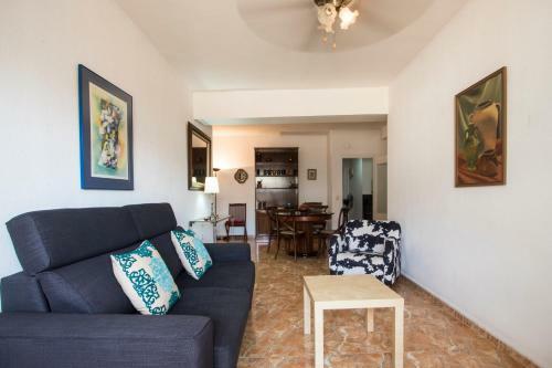 Alicante Central And Beach Side Apartment