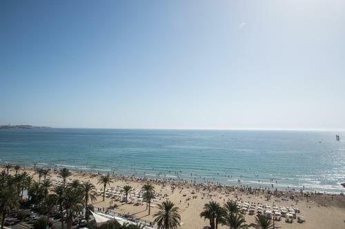 Alicante Central And Beach Side Apartment